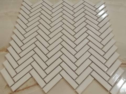  50% OFF White Gloss Chevron Mosaic Tiles - Reduced to Clear